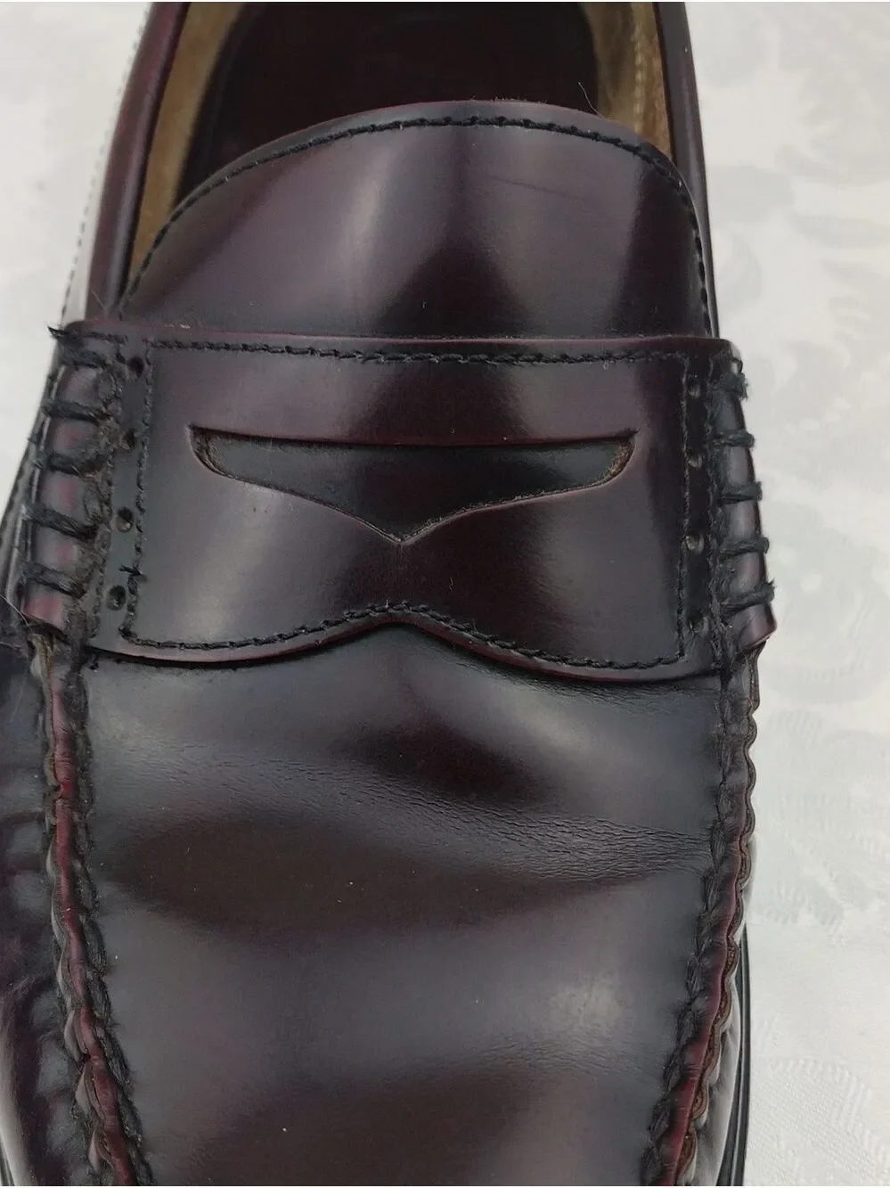 Bass Weejuns Rooney Wine Polished Leather Hand Stitched Upper Penny Loafer Shoe